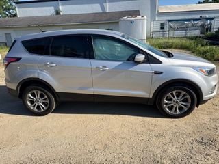2017 Ford Escape SE - Exterior Side Passenger